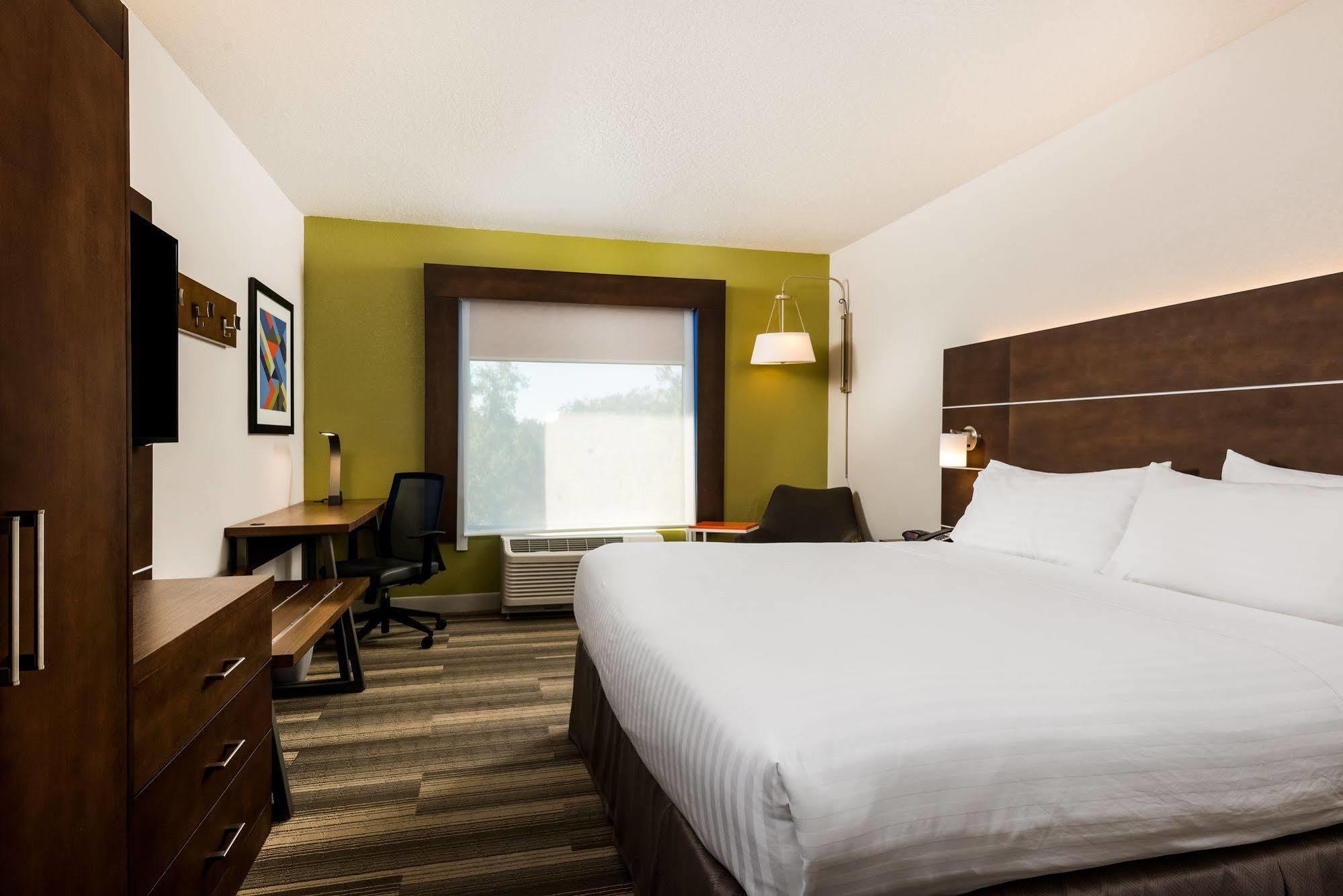 Holiday Inn Express Hotel & Suites Bartow By Ihg Extérieur photo