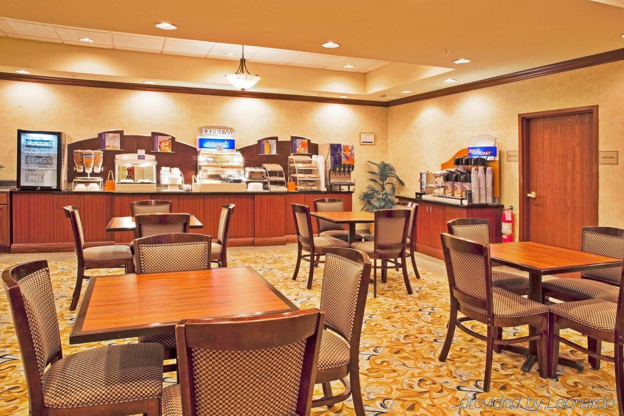 Holiday Inn Express Hotel & Suites Bartow By Ihg Extérieur photo